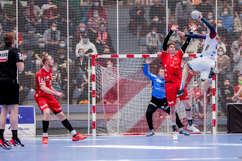 17.12.2021, Handball, Saison 2021/2022, 2. Bundesliga, HBL, Liqui Moly HBL, 17. Spieltag, TuSEM Essen - TV Grosswallstadt



Foto: Dennis Ewert/RHR-FOTO